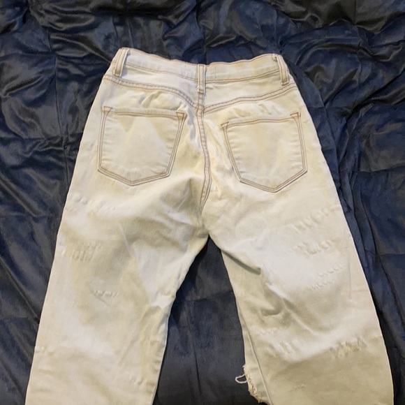 Fashion Nova Ripped Jeans - Picture 4 of 4